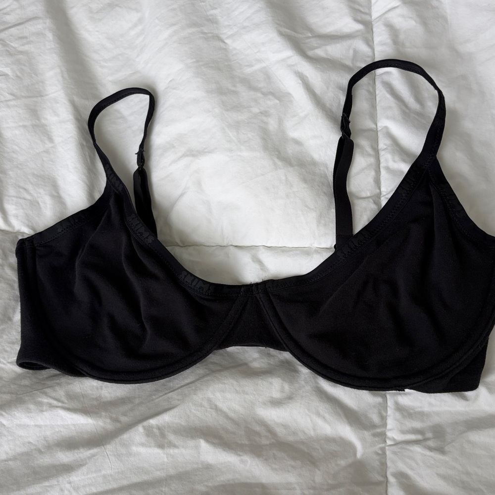 Skims Black Underwire Bra size 36DD  - Women Intimates & Sleepwear